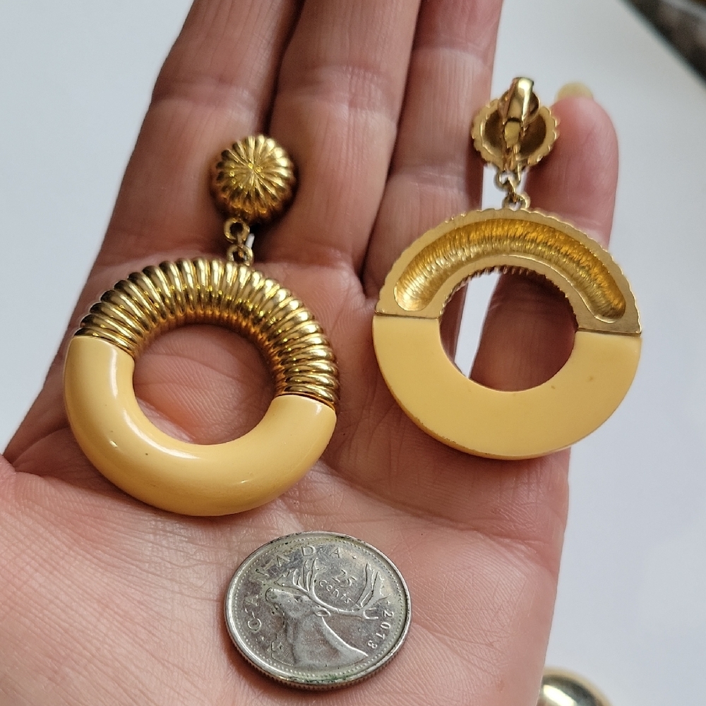 Elegant Gold and Cream Hoop Earrings